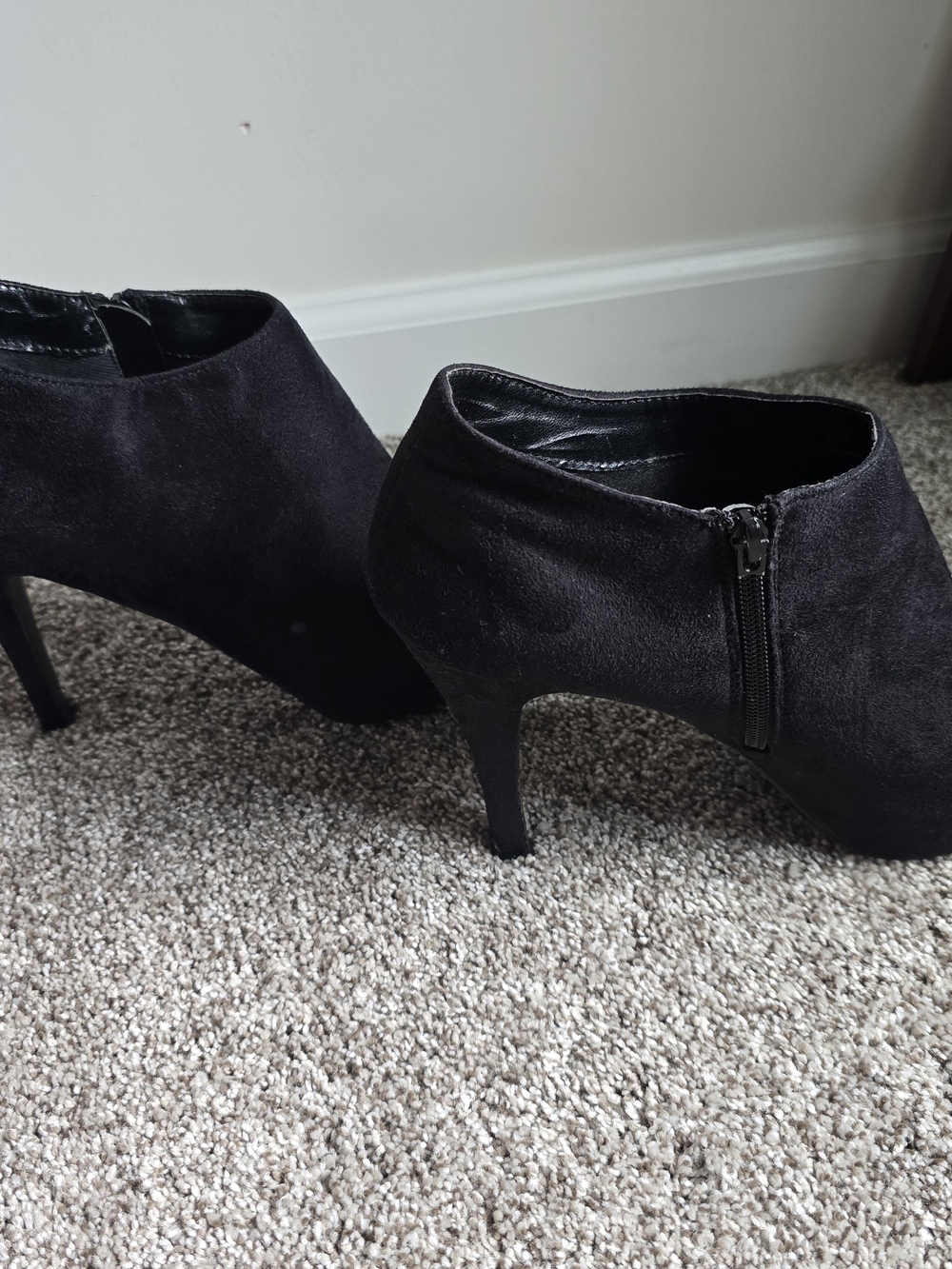 Black Suede High-Heel Ankle Booties Size 11